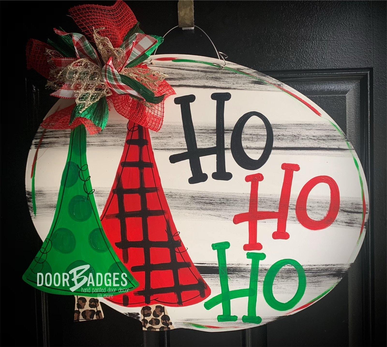 Sale Item: Christmas Tree Oval door hanger